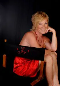 guia_petrajoy-promo-shot-208x300